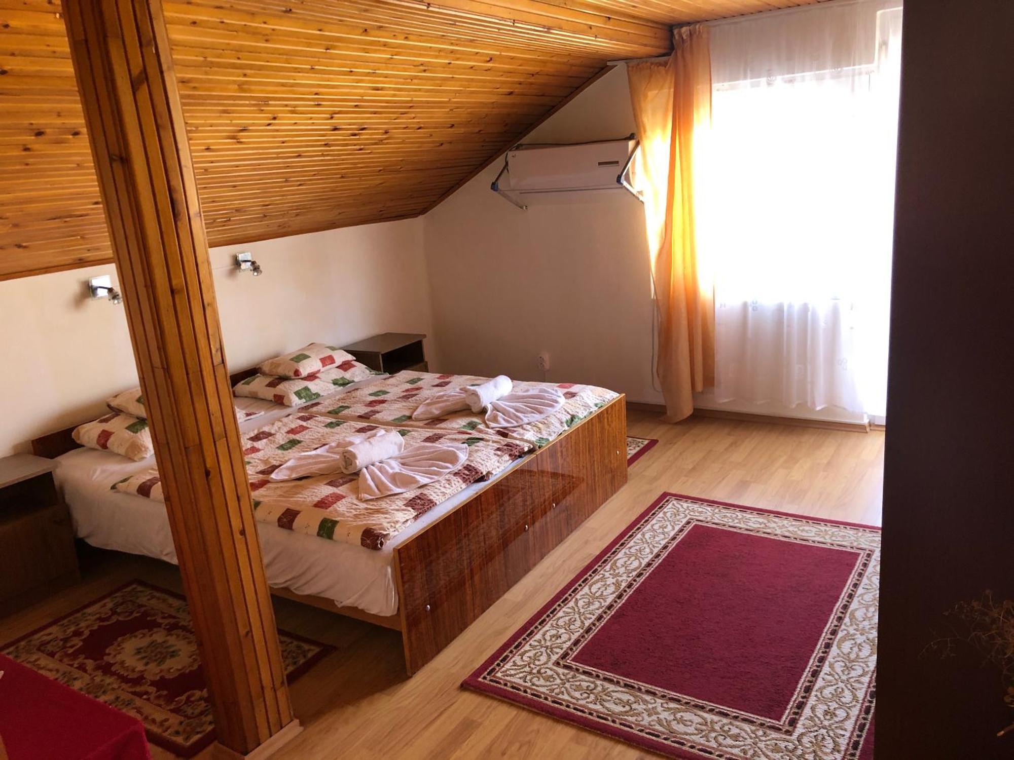 Elena Villa Heviz Exterior photo