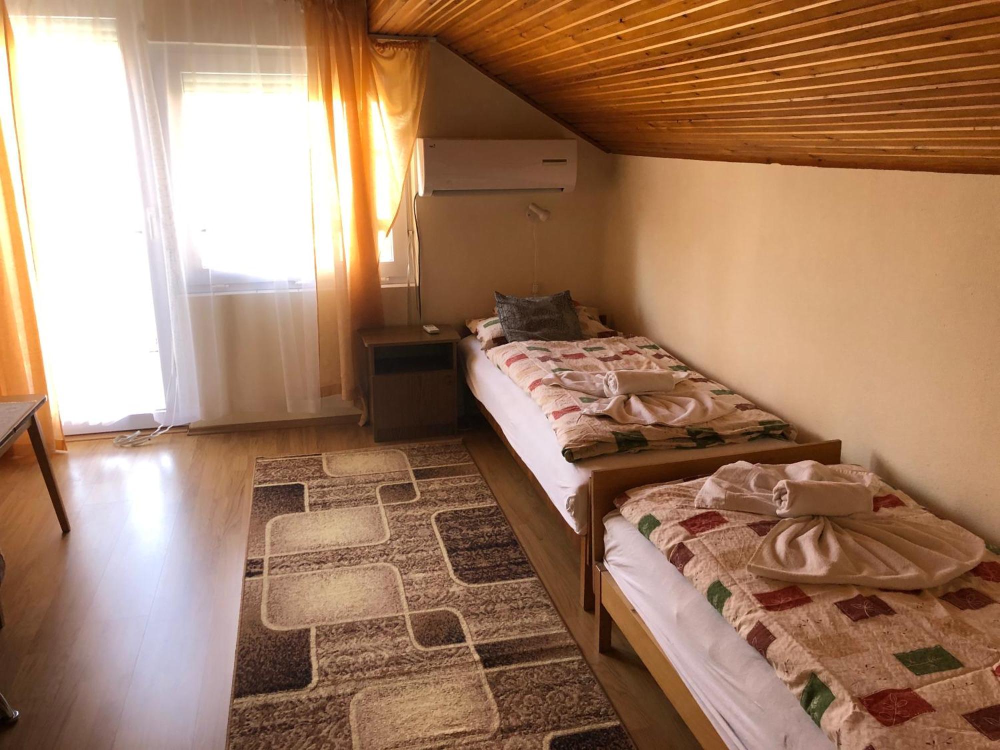 Elena Villa Heviz Exterior photo